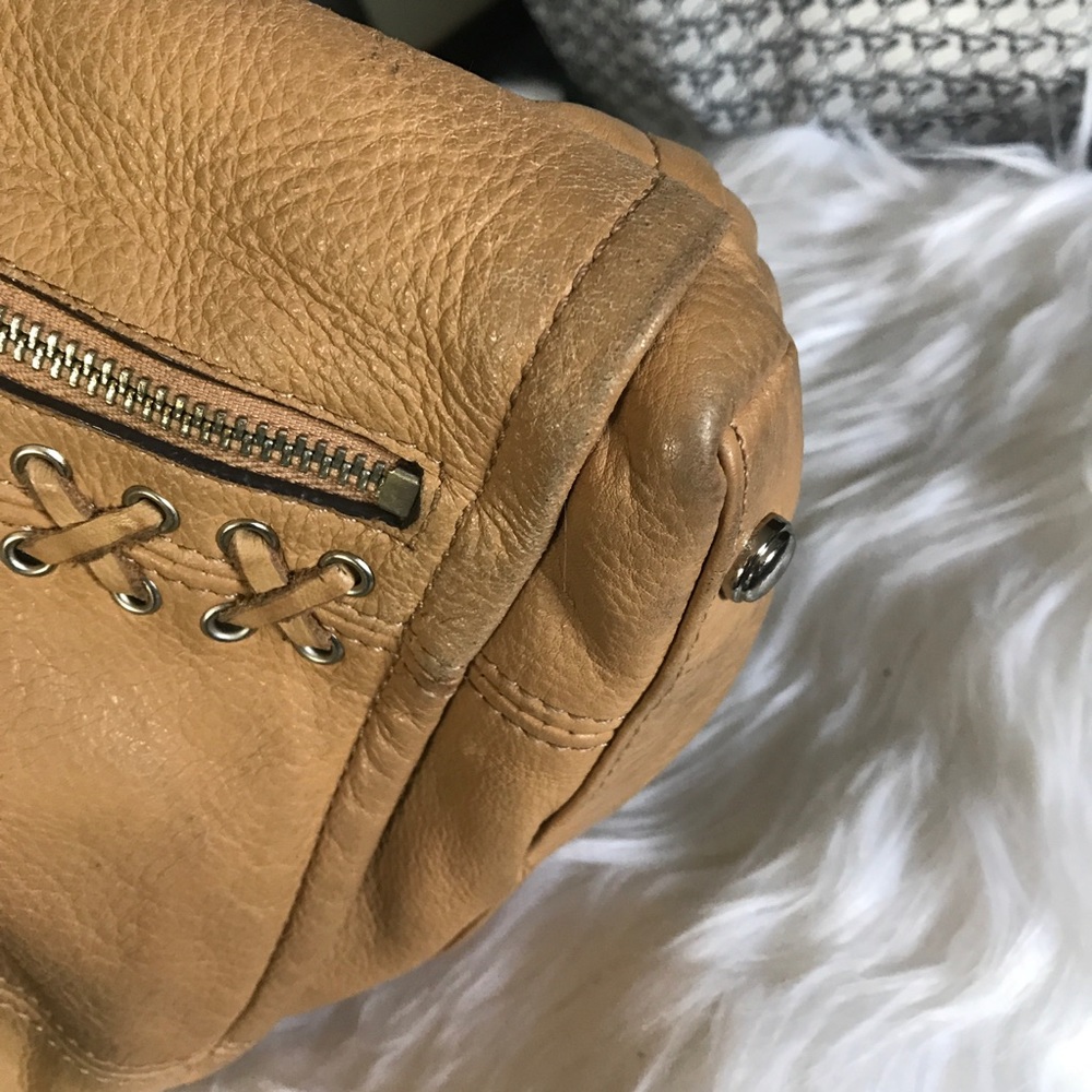 B Makowsky boho chic tan shoulder bag - Picture 12 of 16